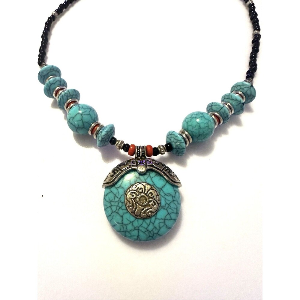 Southwestern Turquoise Color Pendant Beaded Necklace Boho Western - Picture 5 of 6